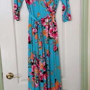 👗Turquoise Floral Faux-Wrap Maxi Dress👗